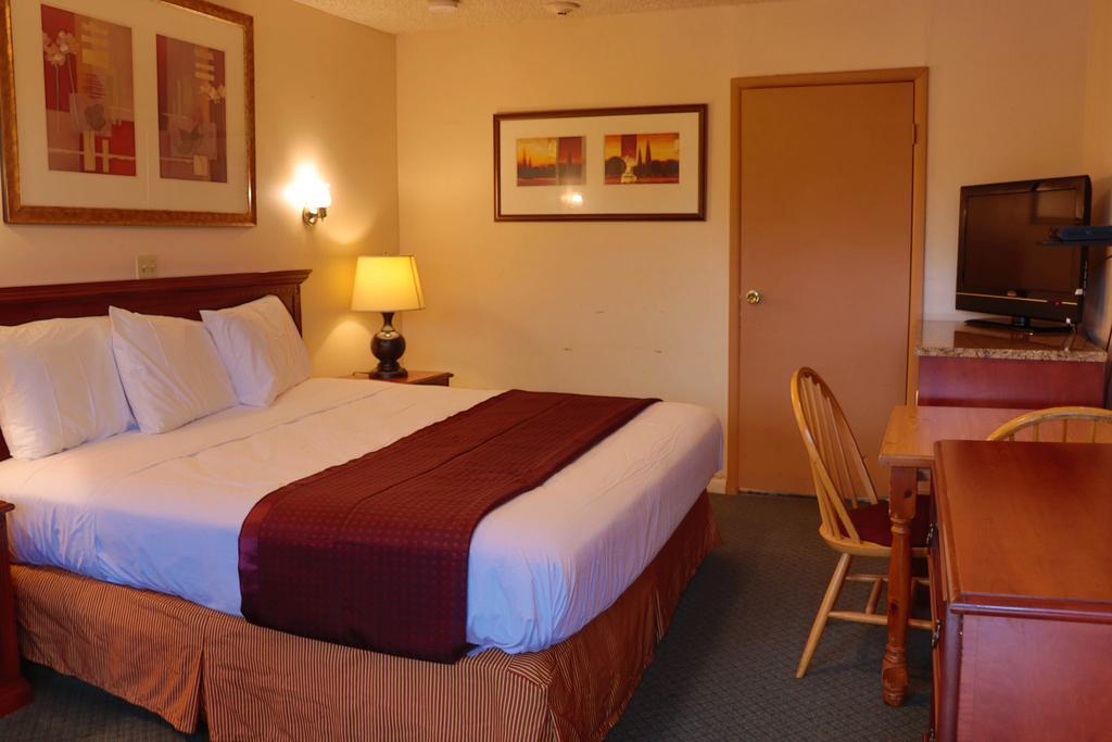 Red Carpet Inn Berlin Extérieur photo