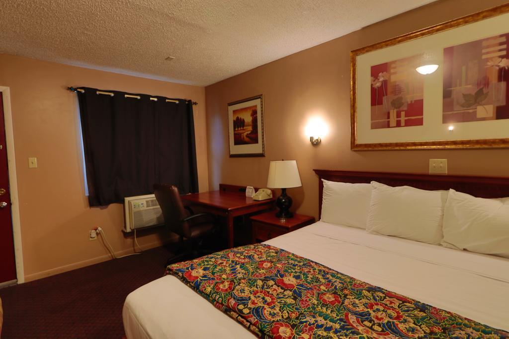 Red Carpet Inn Berlin Extérieur photo